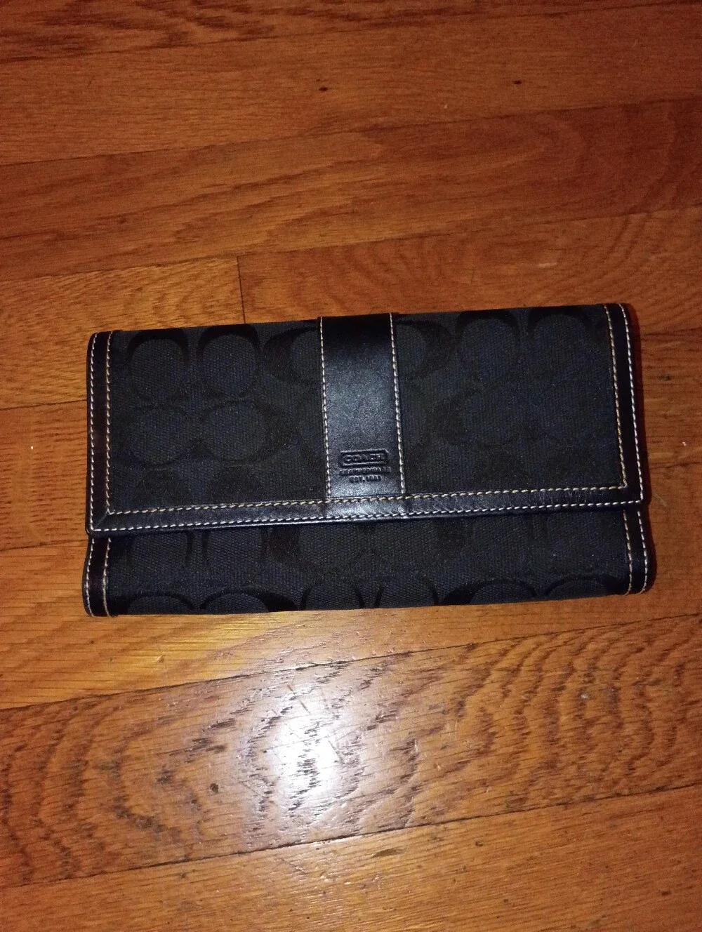 coach black signature logo trifold leather wallet
